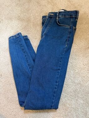 Zara Dark Blue Denim Jeans with Contrast Stitching